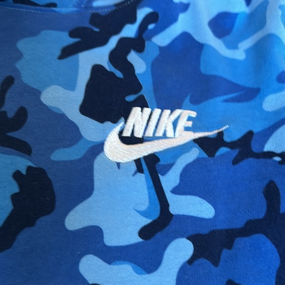 NWOT Boys Nike long sleeve - Picture 2 of 3